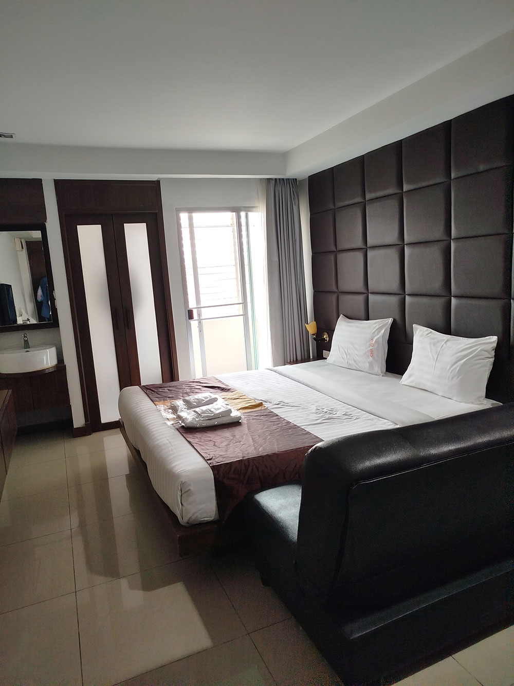 نمونه هتلی که در بانکوک رزرو کردیم